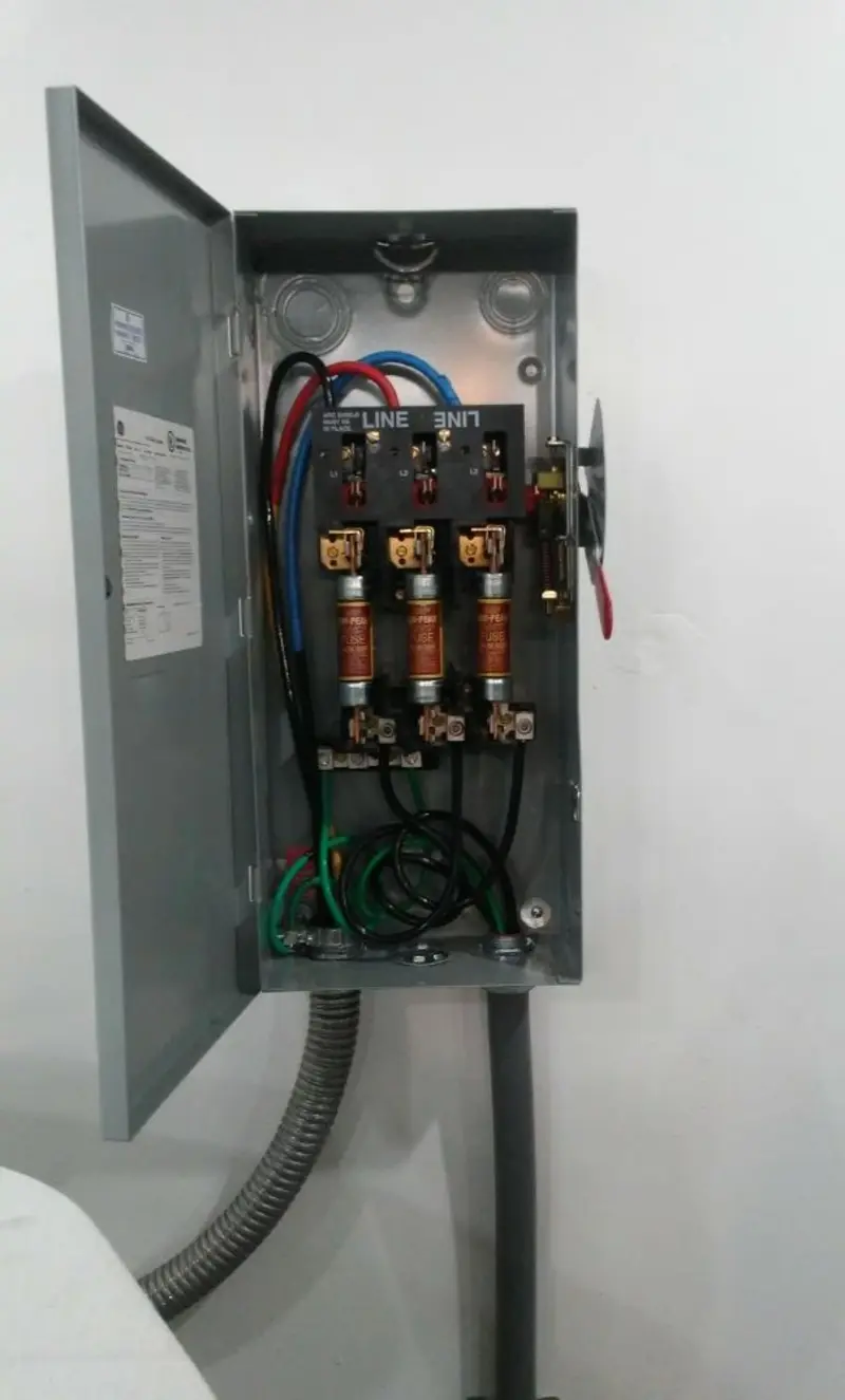 Three-phase disconnect switch installed for Smoke Detector Installation in Wilton